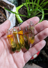Load image into Gallery viewer, Mushroom Crystal Point Necklace with Cord