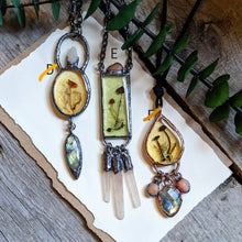 Load image into Gallery viewer, Copper & Crystal Frame