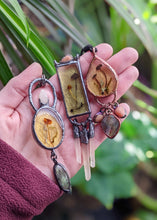 Load image into Gallery viewer, Copper & Crystal Frame