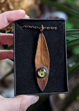 Load image into Gallery viewer, Leaf + Cab Necklaces
