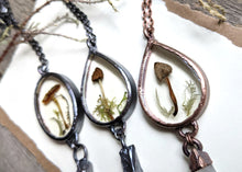 Load image into Gallery viewer, Mushroom Frame & Crystal Necklace