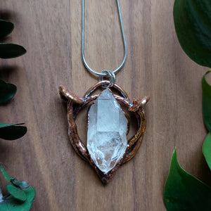 Necklace: Quartz