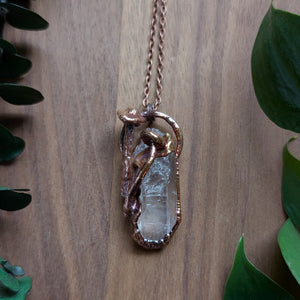Necklace: Quartz