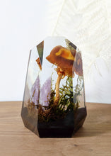 Load image into Gallery viewer, Extra Large -White Dapperling w/ Amethyst
