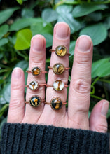 Load image into Gallery viewer, Copper Ring : Size 5.5 - 6.5
