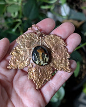 Load image into Gallery viewer, Maple Leaf &amp; Ringless Honey Mushroom Necklace
