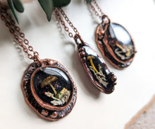 Load image into Gallery viewer, Copper Base with Resin
