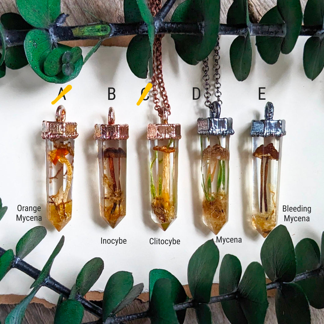 Mushroom Crystal Point - Copper Top