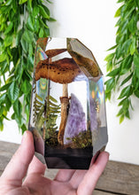 Load image into Gallery viewer, Extra Large - Parasol Mushroom w/ Amethyst
